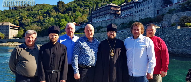 Архипастырь с паломниками посетил Свято-Пантелеимонов мужской монастырь Русской Православной Церкви на Святой горе Афон