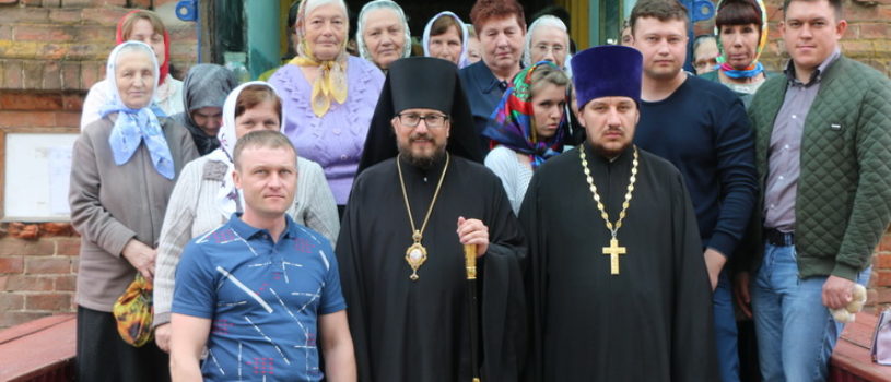 Архипастырь совершил Божественную литургию в храме преподобного Сергия Равдонежского п.Тургенево Ардатовского благочиния 