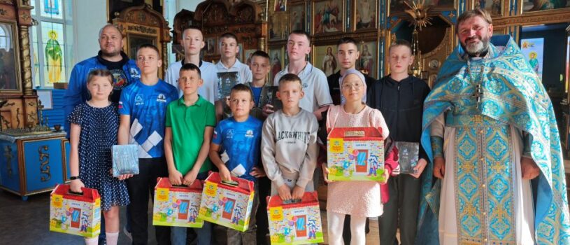 Бойцы православного клуба «Ушаков» приняли Святое Причастие в преддверии нового учебного года