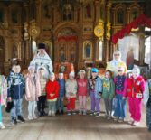 На праздник Вознесения Господня малыши Большеигнатовского детского сада посетили храм Архангела Михаила