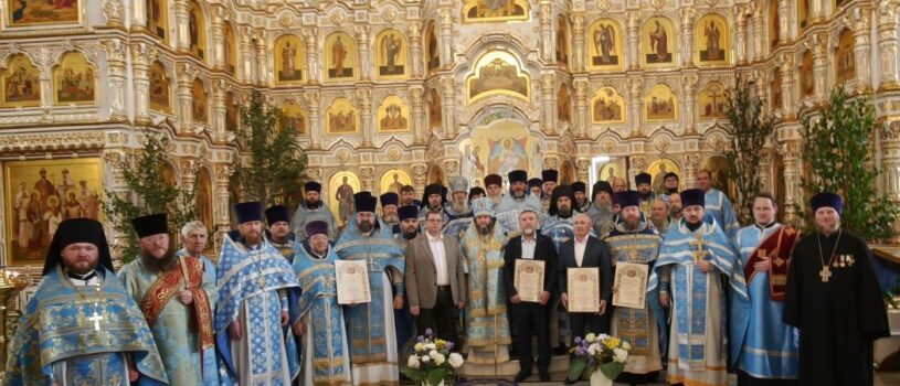 В Андреевском кафедральном соборе п.Атяшево прошло соборное богослужение в честь 15-летия со дня образования Ардатовской епархии