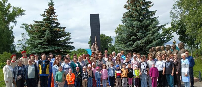 Праздничный митинг ко Дню памяти и скорби в с.Большое Игнатово