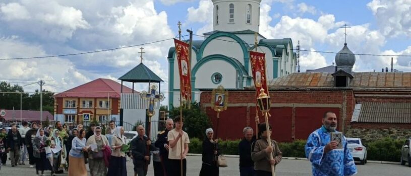 Миссионерский отдел Ардатовской епархии в дни празднования Святой Троицы организовал просветительские мероприятия в Чамзинке и в Больших Березниках