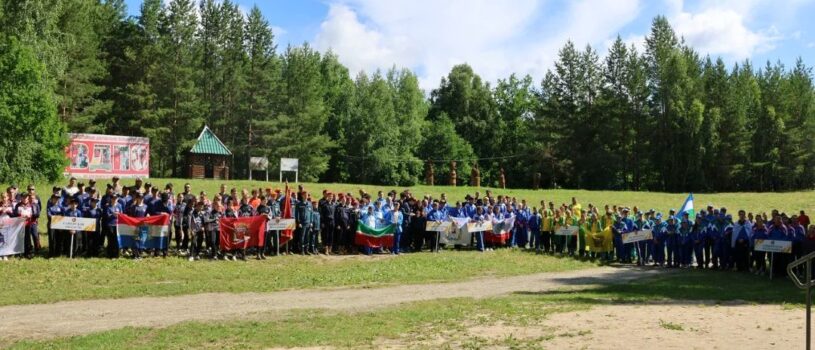 Председатель Миссионерского отдела Ардатовской епархии посетил торжественное открытие межрегиональных соревнований «Школа безопасности»