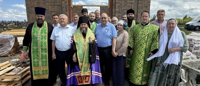 Архипастырь совершил чин закладки новостроящегося храма-часовни в честь блаженной Ксении Петербургской на центральном погосте п.Чамзинка