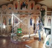 В храме Владимирской иконы Божьей Матери п.Свиносовхоз Дубенского района установили новый иконостас