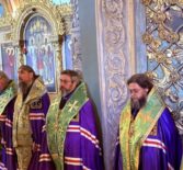 Архипастырь прибыл на праздничные торжества Свято-Троицкой Сергиевой лавры