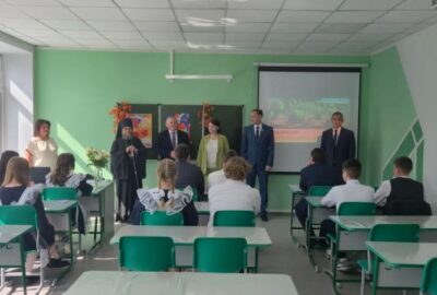 Архипастырь посетил Тургеневскую СОШ Ардатовского района после реконструкции и поздравил всех с Днем знаний