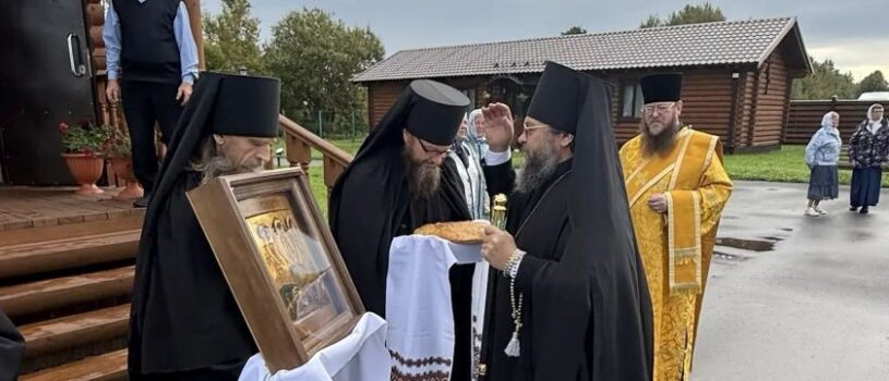 Неделя 16-я по Пятидесятнице в Спасо-Преображенской Спиридоновой мужской пустыни с.Горки (Старцев Угол) Большеигнатовского района