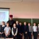 Благочинный района посетил занятие из цикла «Разговоры о важном» в Большеигнатовской СОШ