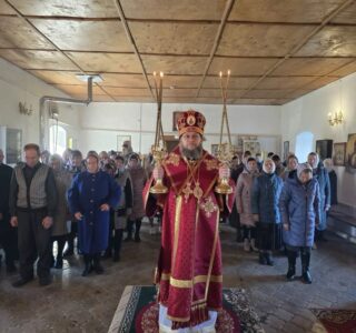 Воскресная Божественная литургия в Казанском храме с.Чеберчино Дубенского района
