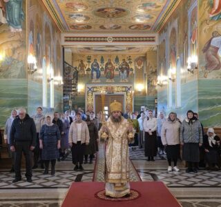 Воскресная Божественная литургия в Андреевском кафедральном соборе п.Атяшево