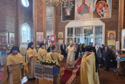 Божественная литургия в храме Казанской иконы Божией Матери с.Пиксяси Ардатовского района